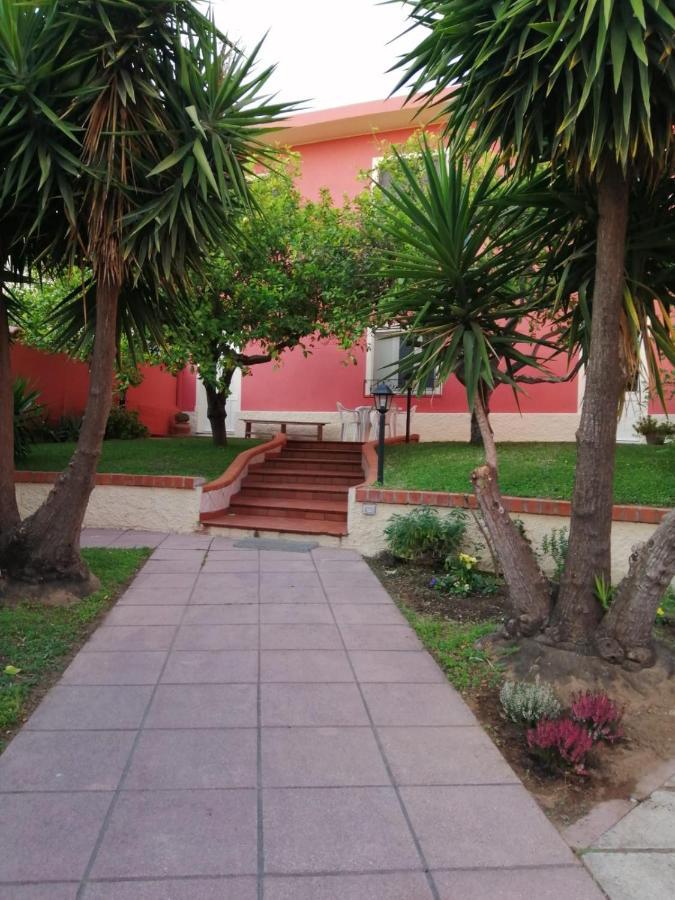 Piazza San Giorgio Hotel Dolianova ภายนอก รูปภาพ