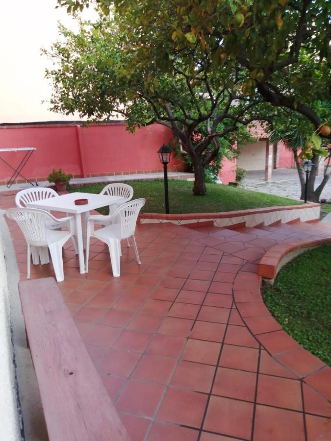 Piazza San Giorgio Hotel Dolianova ภายนอก รูปภาพ