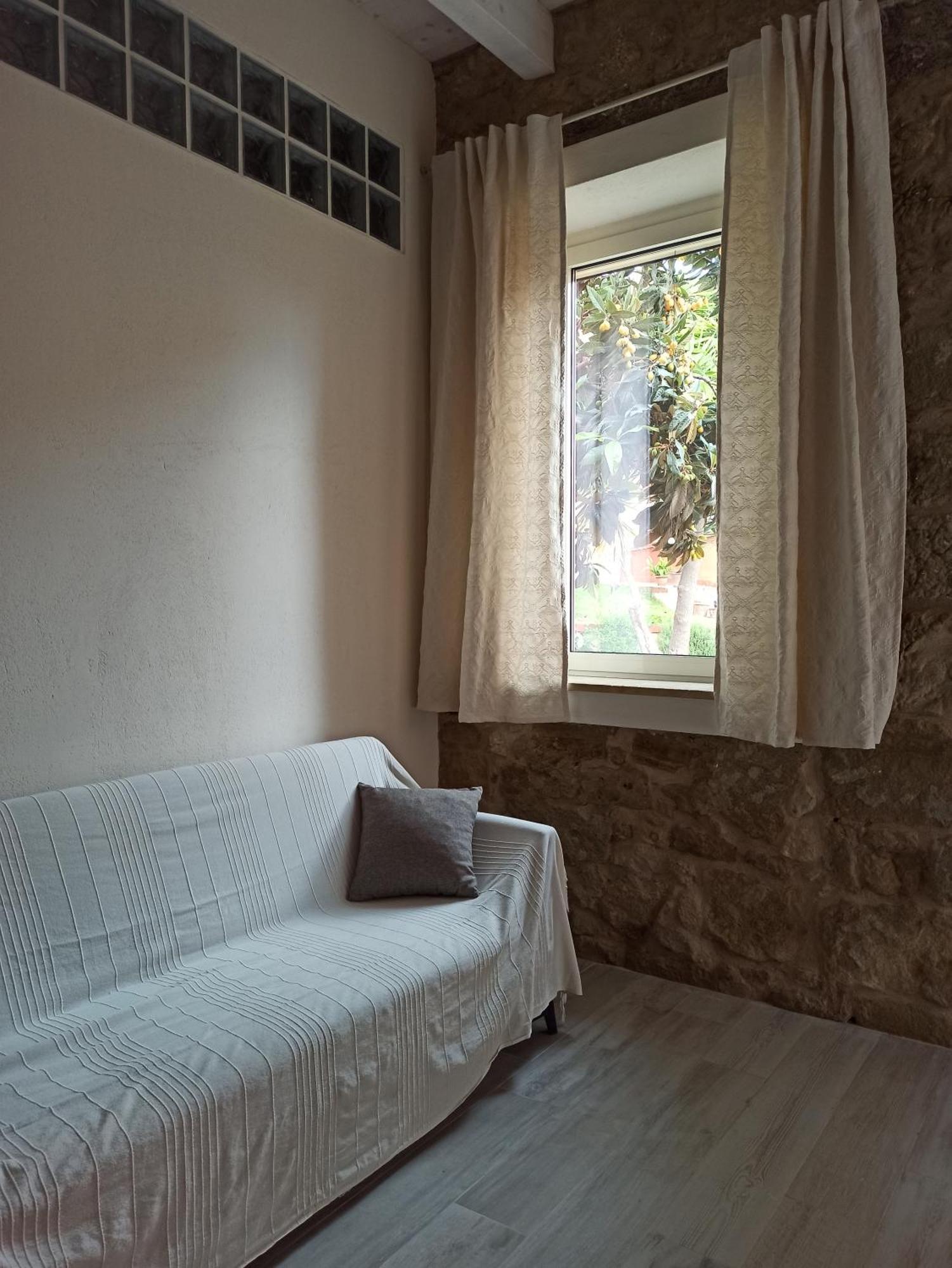 Piazza San Giorgio Hotel Dolianova ภายนอก รูปภาพ